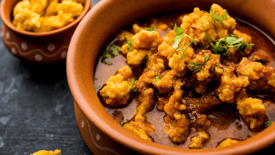 उड़द दाल; उड़द दाल बड़ी रेसिपी; उड़द दाल बड़ी; Urad Dal Bari; Urad Dal Bari Recipe; badiyaan Urad Dal Bari