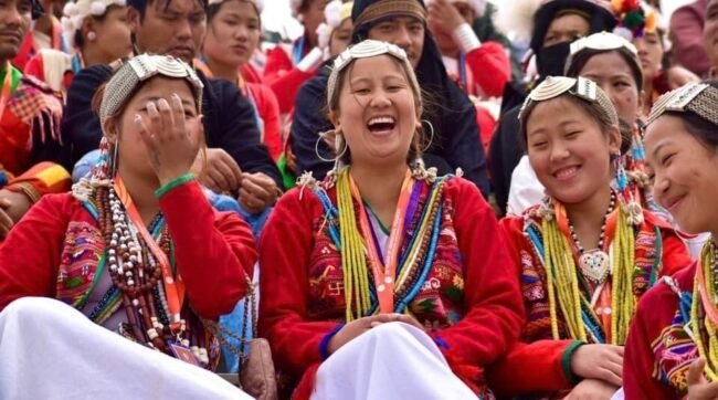 चिंदांग फेस्टिवल chindang Miji women